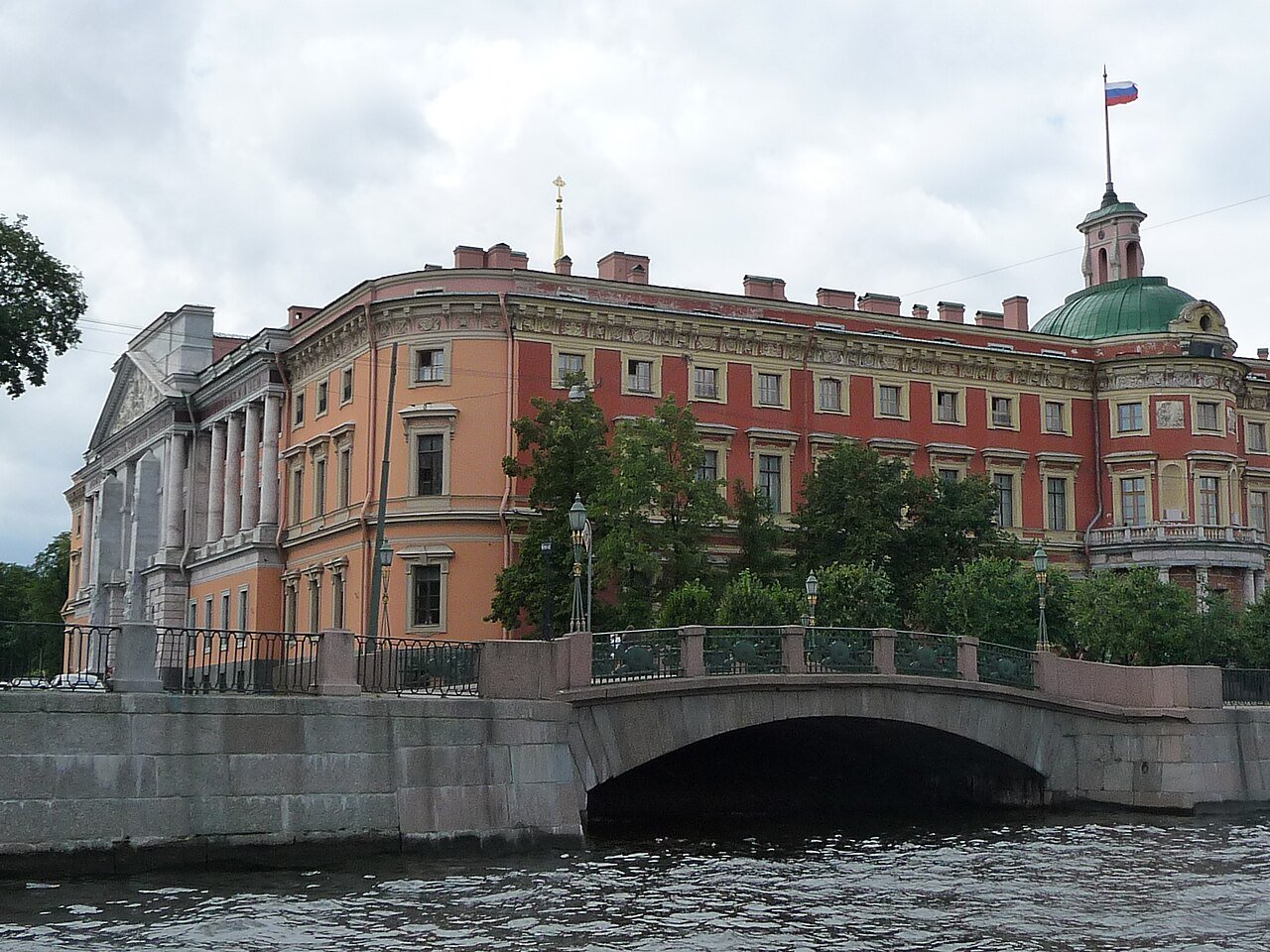 Saint Michael's Castle 2009-07 1248186977.jpg