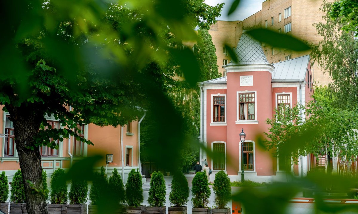 Kaffee und Esenin: Morgenrave im Moskauer Dichterhof – Foto: mos.ru