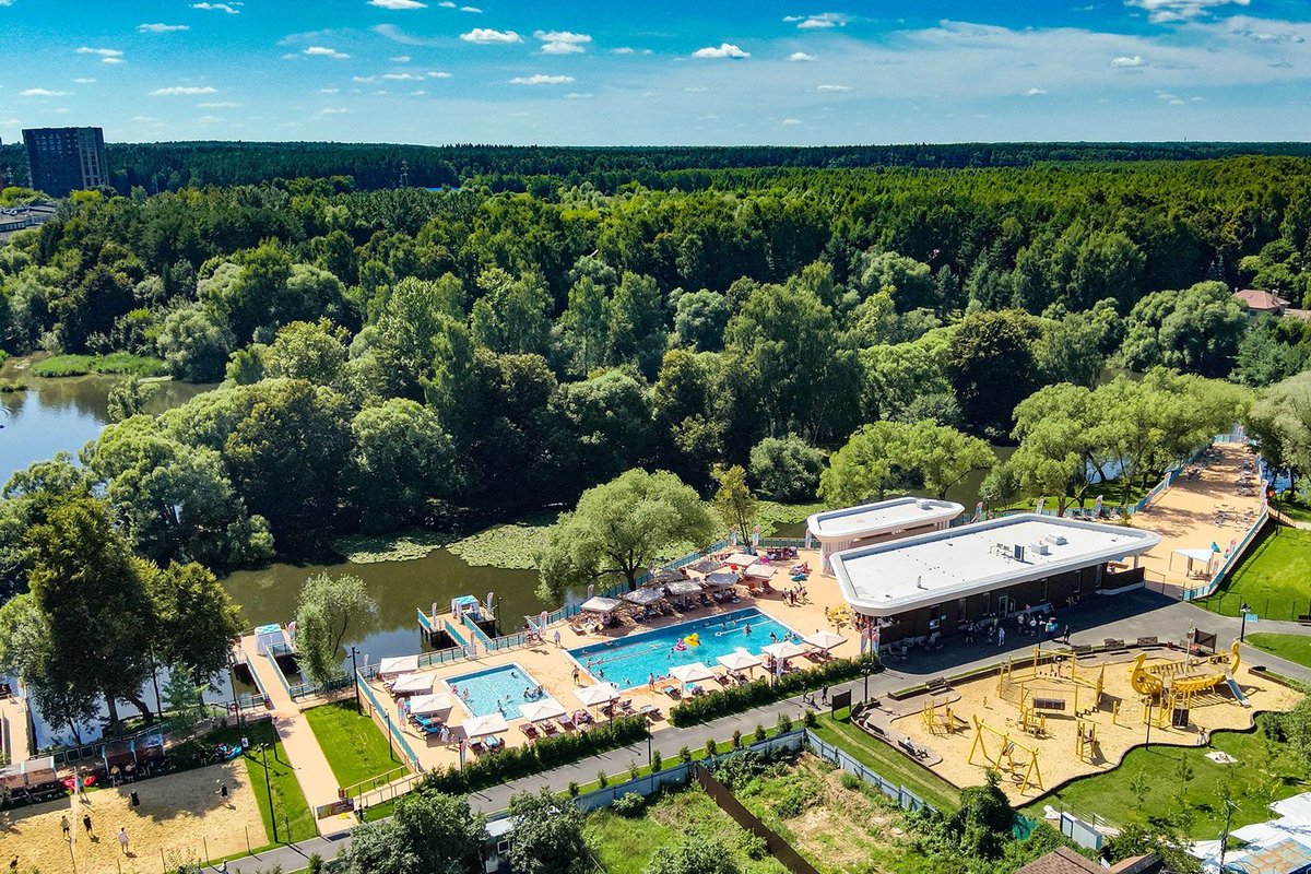 Neuer Stadtstrand in Troizk an der Desna eröffnet – Foto: mos.ru