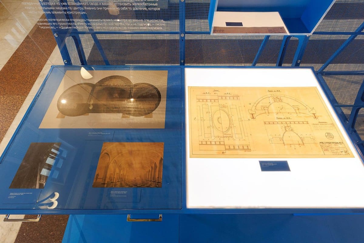Metro-Ausstellung „Dame mit Aufgabe" im Museum für Moskauer Verkehr – Foto: mos.ru